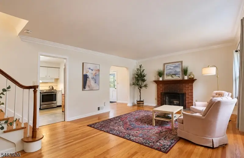 5 Surrey Ln, Madison, NJ 07940 - #3