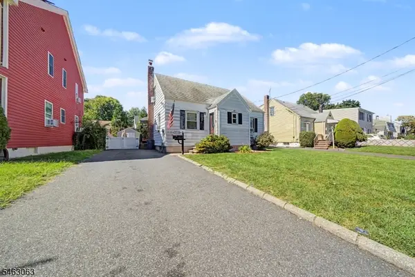 10-22 2nd St, Fair Lawn Boro, NJ 07410