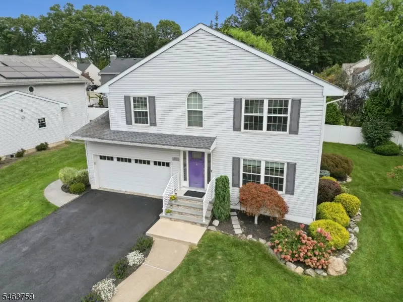 19 Kinder Dr, Brookdale, NJ 07003 - #2
