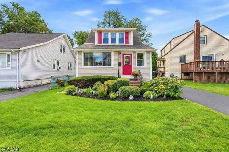 53 Seneca Ave, Dumont, NJ 07628 - #2