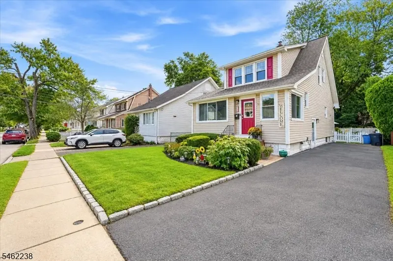 53 Seneca Ave, Dumont, NJ 07628 - #3