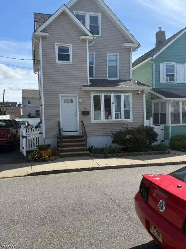 24 Smith St, Belleville Twp., NJ 07109