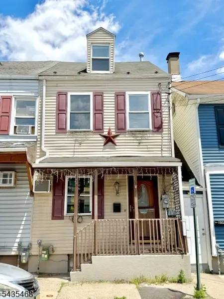 249 Mercer St, Phillipsburg, NJ 08865 - #1