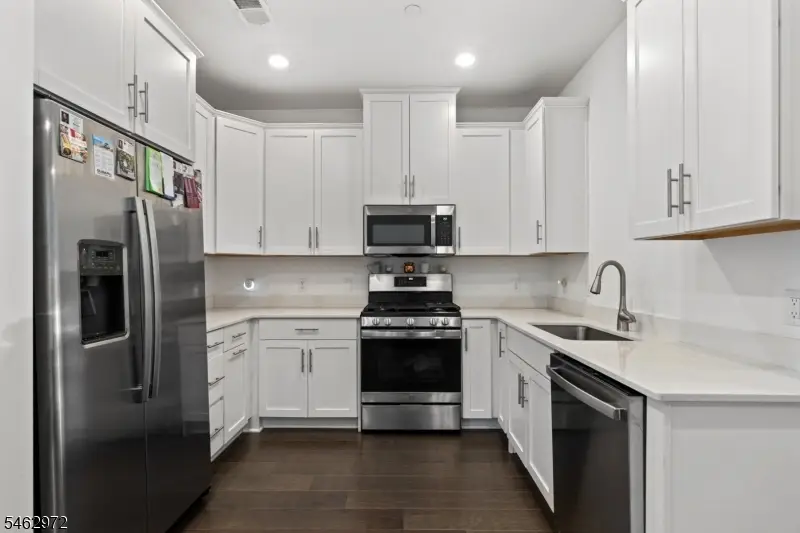 341 Main Street, Singac, NJ 07424 - #2