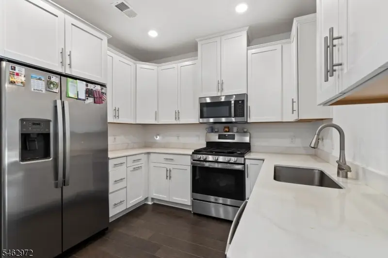 341 Main Street, Singac, NJ 07424 - #3