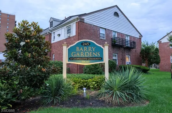 245 Passaic Ave #D16, Passaic City, NJ 07055