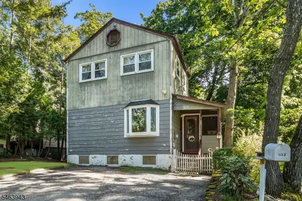 103 Vermont Trl, Hopatcong Boro, NJ 07843