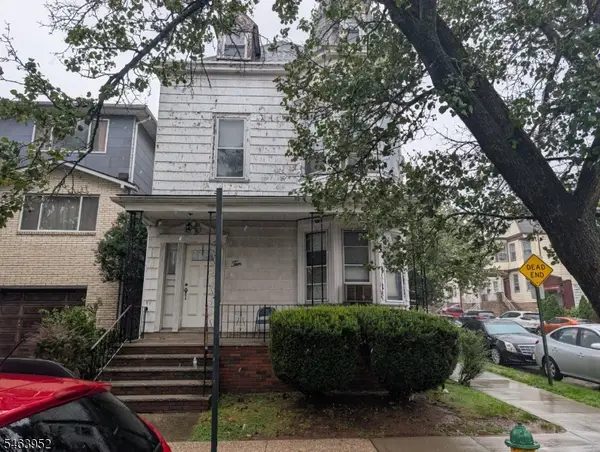 10 Davis Ave, Harrison Town, NJ 07029