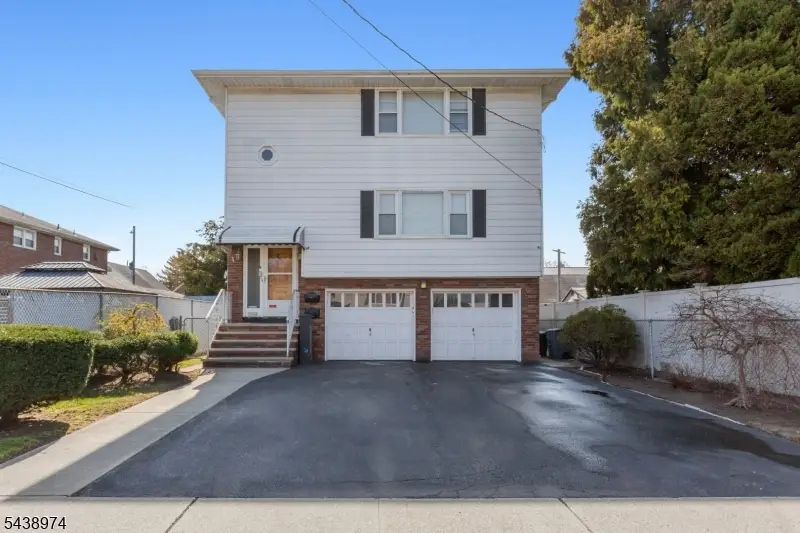 164 Page St, Elmwood Park, NJ 07407 - #1