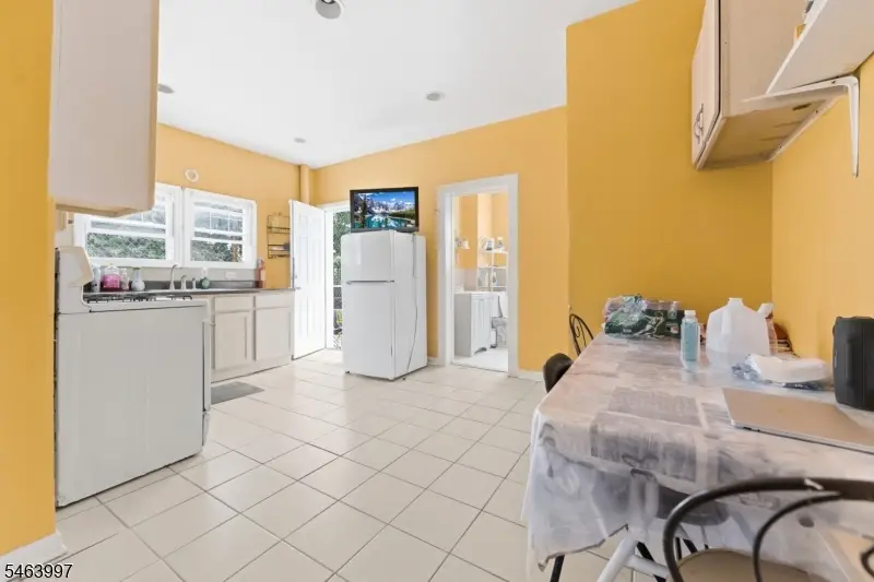 174 Chapman St, Orange, NJ 07050 - #3