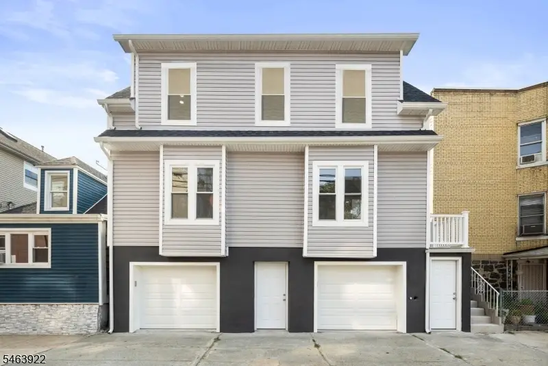 6035 Buchanan Pl, West New York, NJ 07093 - #1