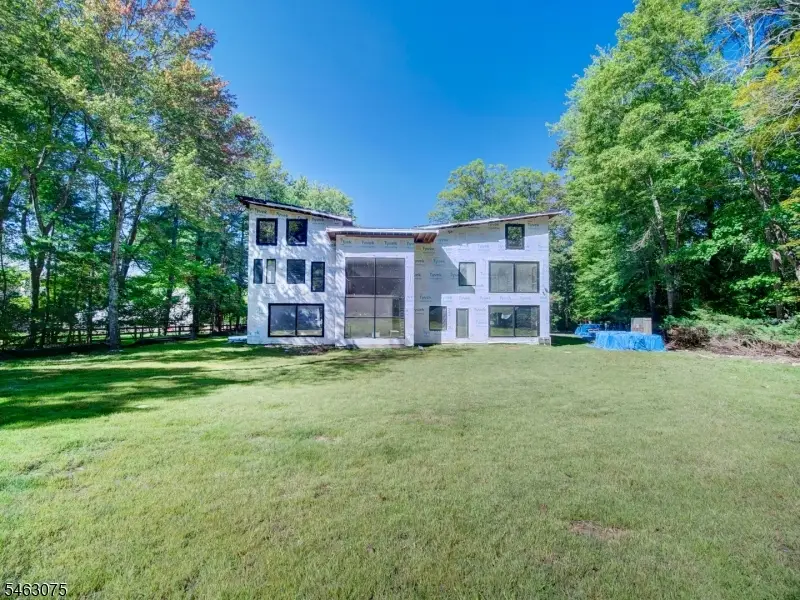 18 Rambling Brook Rd, Upper Saddle River, NJ 07458 - #2