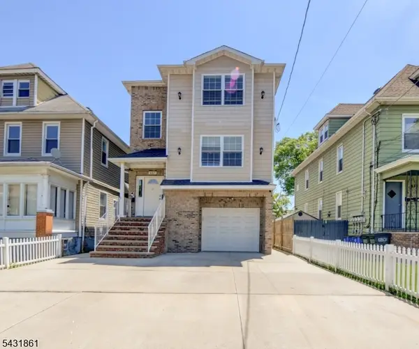 657 Jefferson Ave, Elizabeth City, NJ 07201