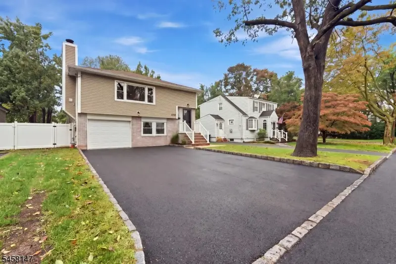616 Cranford Ave, Kenilworth, NJ 07033 - #2