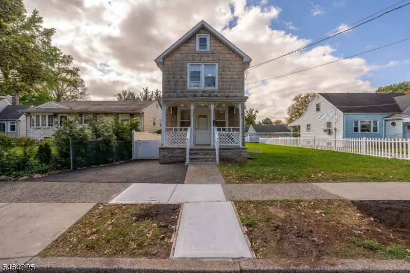 704 W Lake Ave, Rahway, NJ 07065 - #3