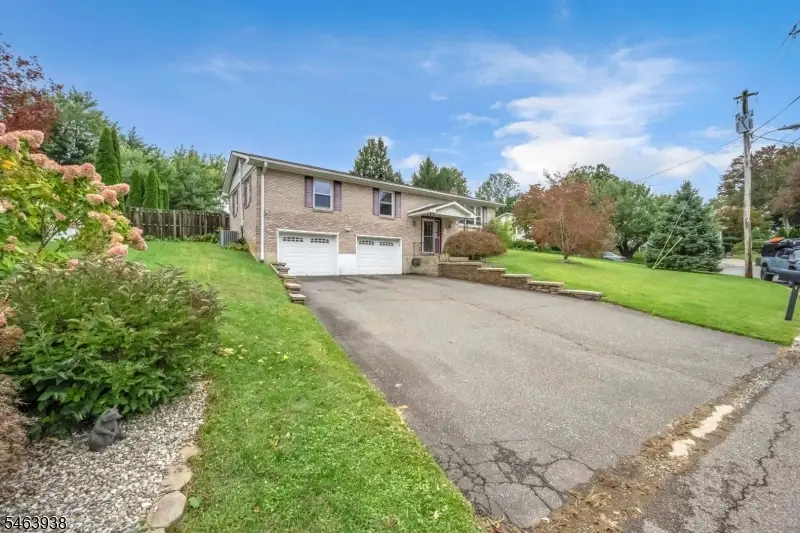 9 Douglas Ln, Washington, NJ 07882 - #2