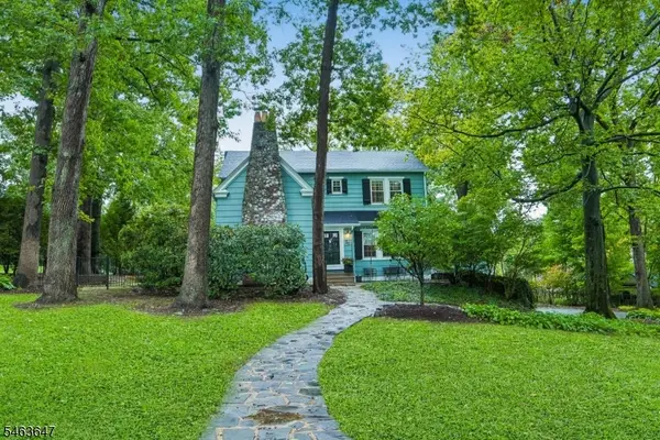 30 Myrtle Ave, Summit City, NJ 07901