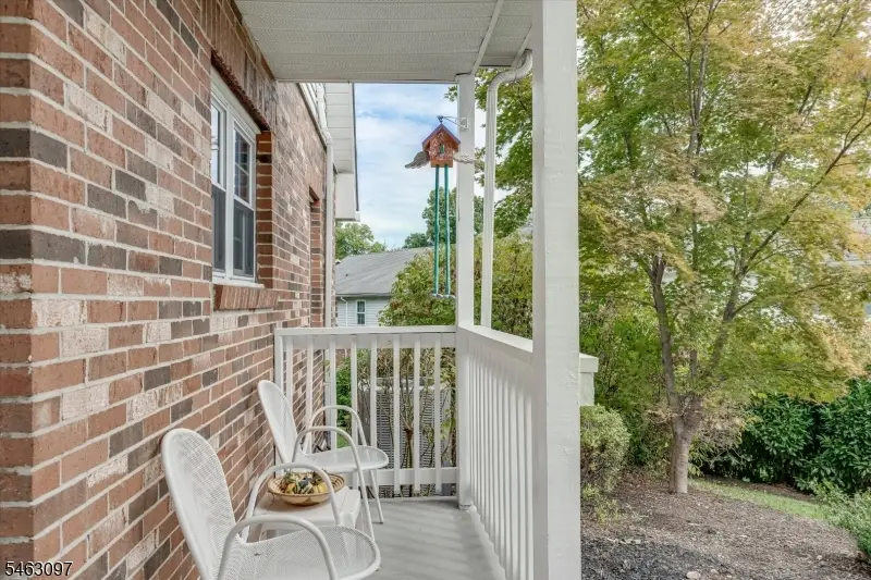 16 Lexington Ct, Chatham, NJ 07929 - #3
