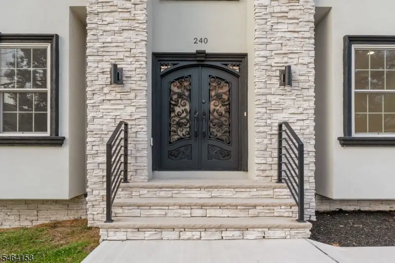 240 Atlantic Dr, Parsippany Troy Hills, NJ 07054 - #3