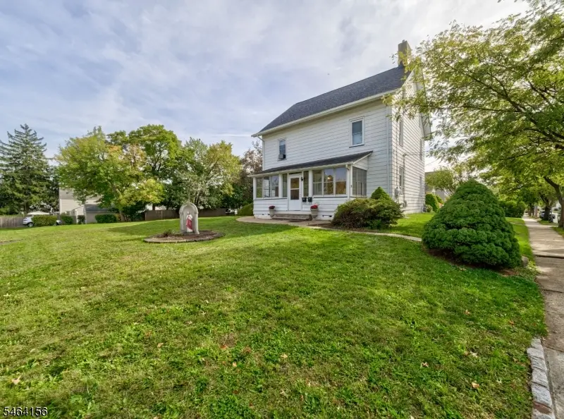 34 N Richards Ave, Somerville, NJ 08876 - #1