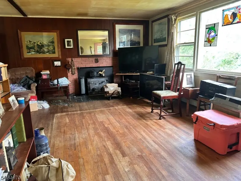1 Stanley Pl, Chester, NJ 07931 - #2
