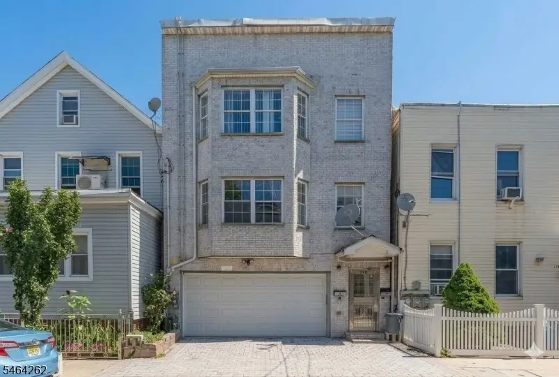 178 South St, Jersey City, NJ 07307 - #1
