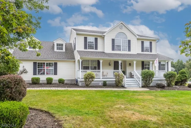 20 Carly Dr, Wantage, NJ 07461 - #1