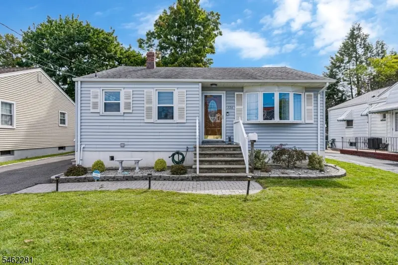 324 Codrington Pl, Bound Brook, NJ 08805 - #1