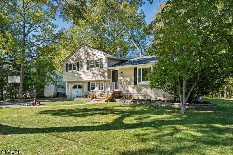 123 River Bend Rd, Berkeley Heights, NJ 07922 - #3