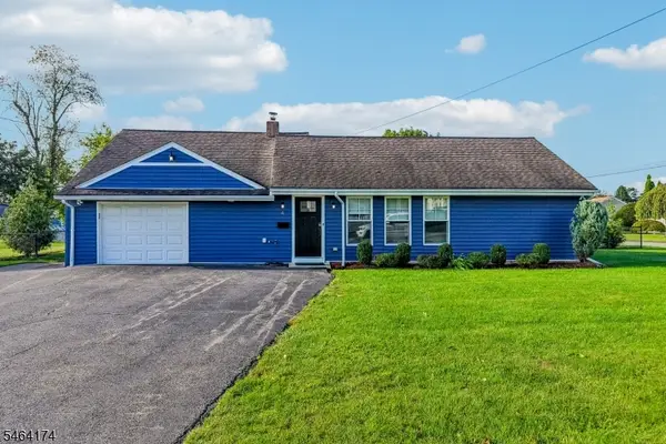 4 Stuart Ln, Wayne Twp., NJ 07470
