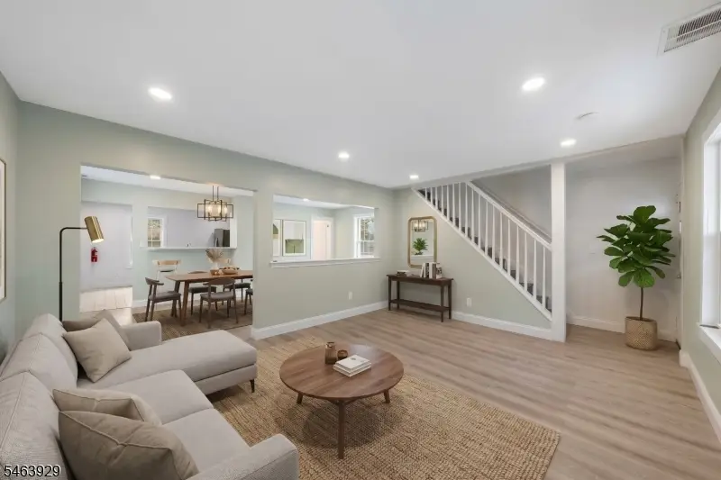 29 South St, Manville, NJ 08835 - #1