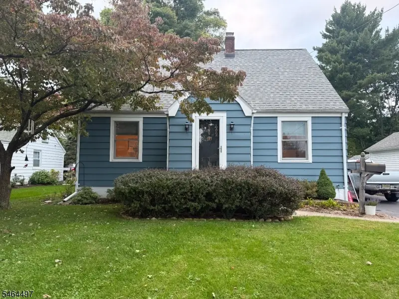 303 E Valley View Ave, Hackettstown, NJ 07840 - #3