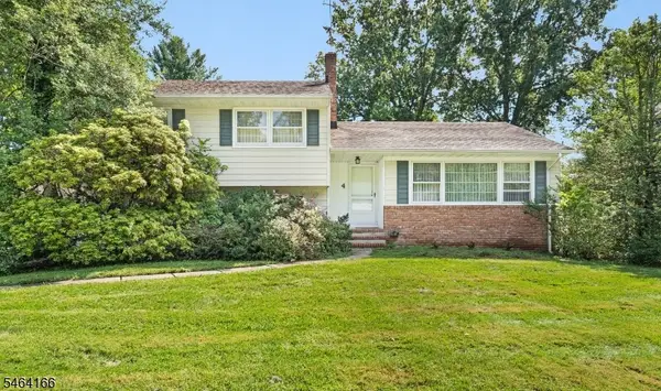4 Pierson Ln, Florham Park Boro, NJ 07932
