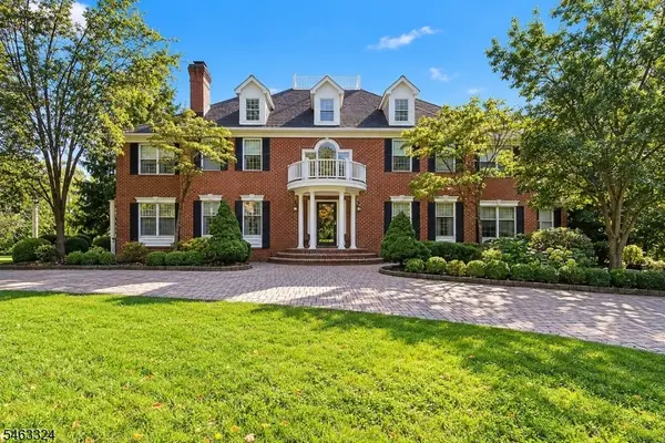 11 Baltusrol Way, Bernards Twp., NJ 07931