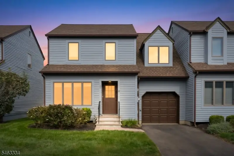 21 Village Park Ct, Scotch Plains, NJ 07076 - #1