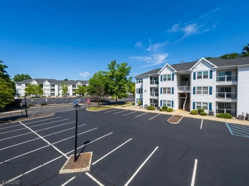 1013 Waterford Dr, Edison, NJ 08817 - #3