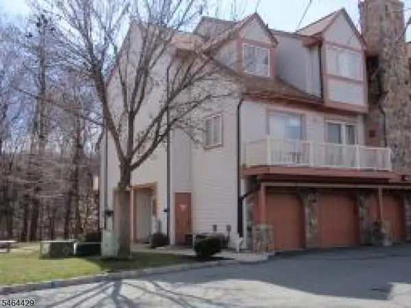 161 Woods Edge Dr #161, Roxbury Twp., NJ 07876