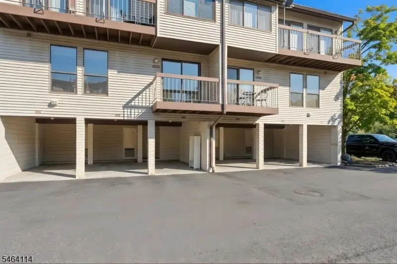 3404 Richmond Ct, Hillsborough, NJ 08844 - #2