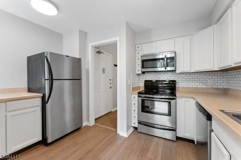 3404 Richmond Ct, Hillsborough, NJ 08844 - #3