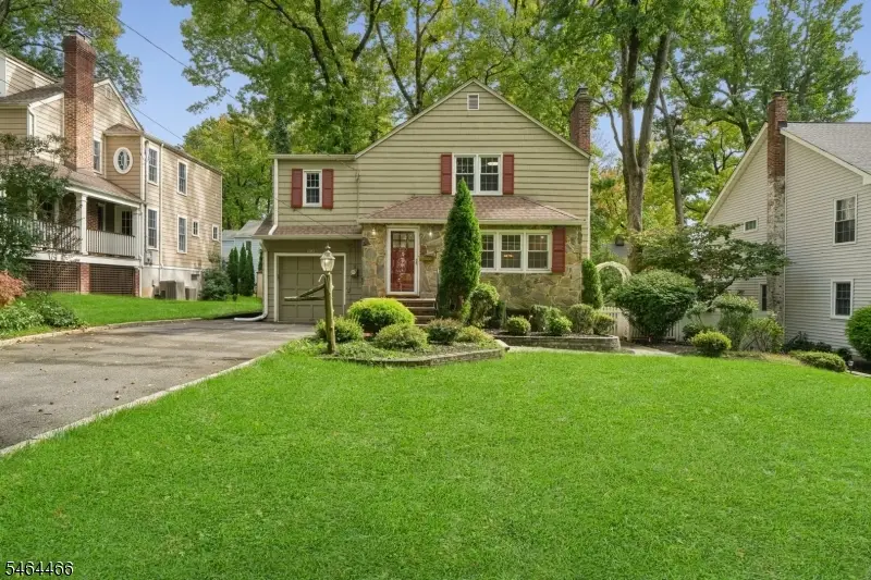 2382 Longfellow Ave, Scotch Plains, NJ 07076 - #1