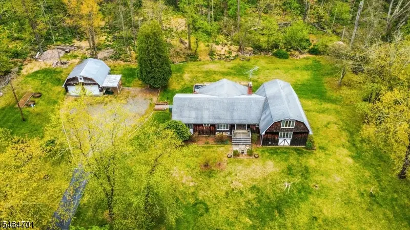 49 Frog Hollow Rd, Tewksbury, NJ 07830 - #1