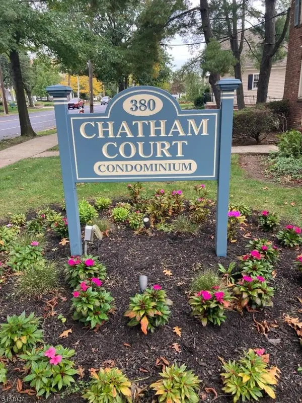 380 Main St #9, Chatham Boro, NJ 07928