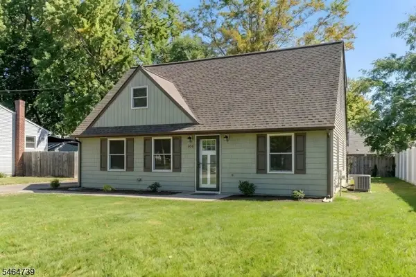 104 Andrew St, Green Brook Twp., NJ 08812