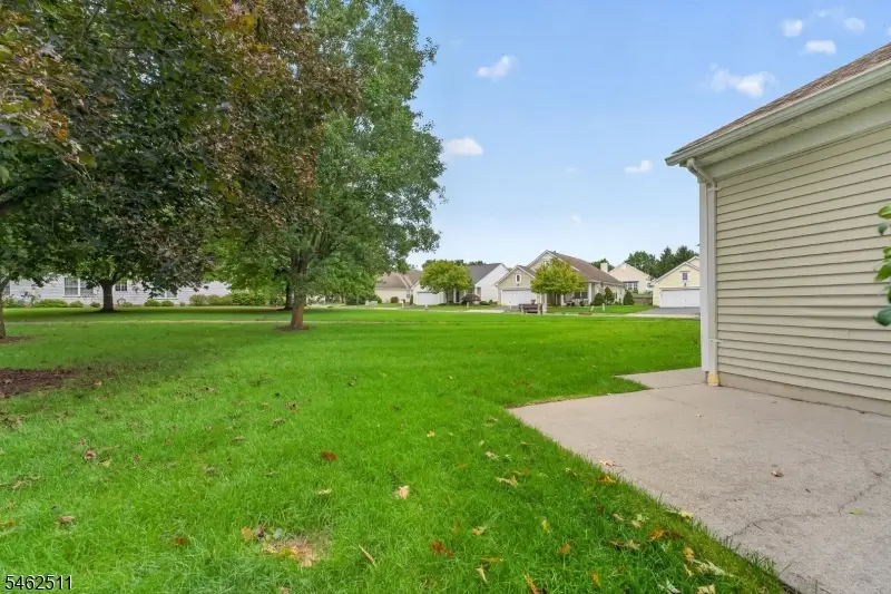 38 Victoria Dr, Brookfield, NJ 07823 - #3
