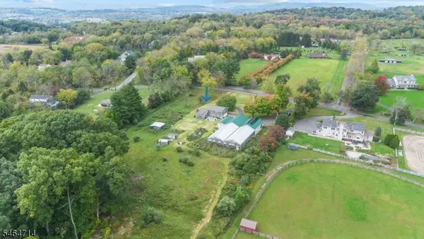 70 Mackenzie Rd, Lebanon Twp., NJ 08827