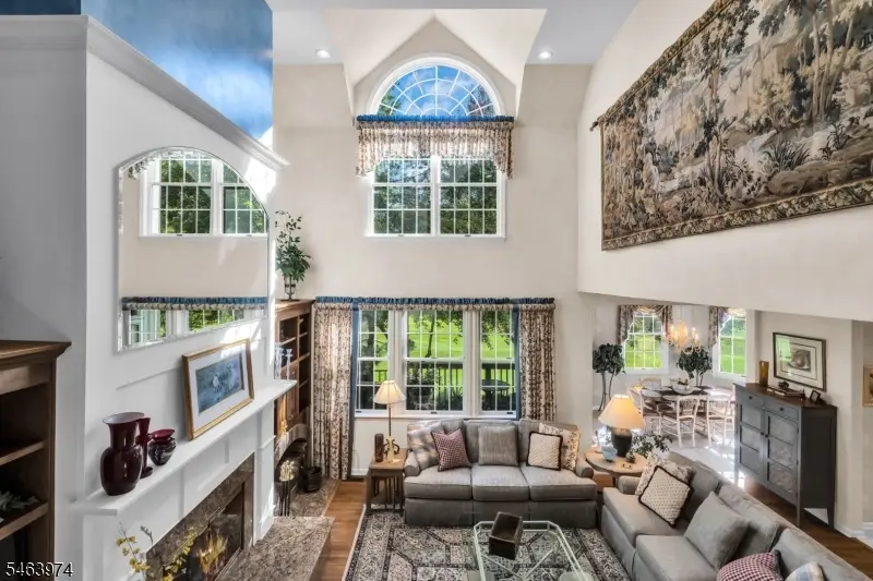31 Dickinson Rd, The Hills, NJ 07920 - #1
