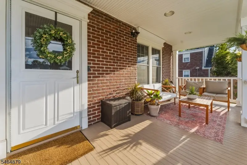 233 Grove St, Woodbridge, NJ 07095 - #2