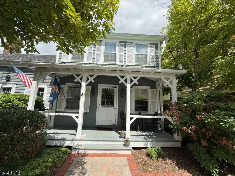 5 Murray Hill Sq, New Providence, NJ 07974 - #1