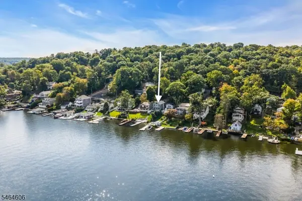 413B Lakeside Blvd, Hopatcong Boro, NJ 07843
