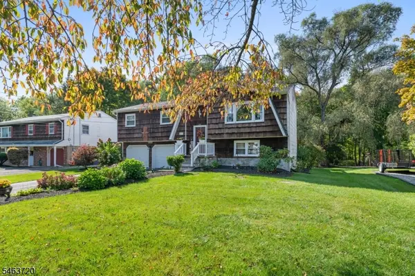 30 Gwyneth Rd, West Milford Twp., NJ 07480
